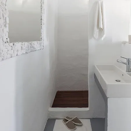 Ξενοδοχείο με διαμερίσματα Coco-mat Eco Residences Serifos 4*
